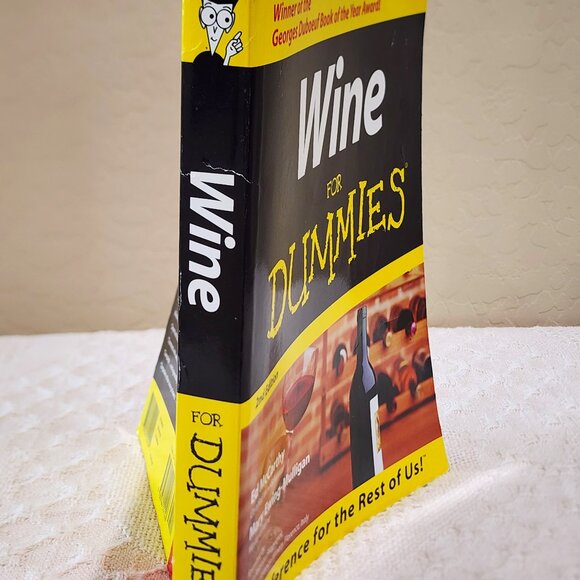 Wine for Dummies 2nd Edition by Mary Ewing-Mulligan and Ed McCarthy  (1998) - Picture 3 of 10